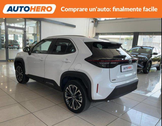 TOYOTA Yaris Cross 1.5 Hybrid 5p. E-CVT AWD-i Lounge