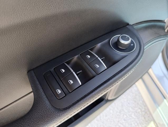 Alfa Romeo Giulia 2.2 t Giulia 150cv - GARANZIA 12 MESI -