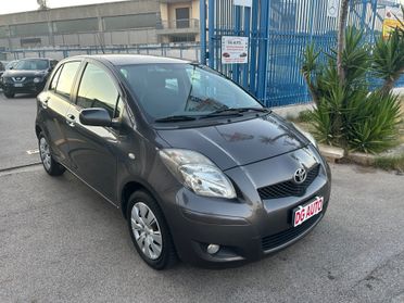 Toyota Yaris 1.3 benzina 2010