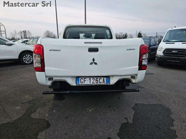 MITSUBISHI L200 L200 d.cab 2.3d Invite Connect 4wd 150cv - GF126CA