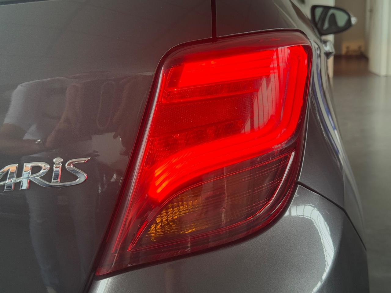 Toyota Yaris 1.0 5 porte Lounge ok neopatentati