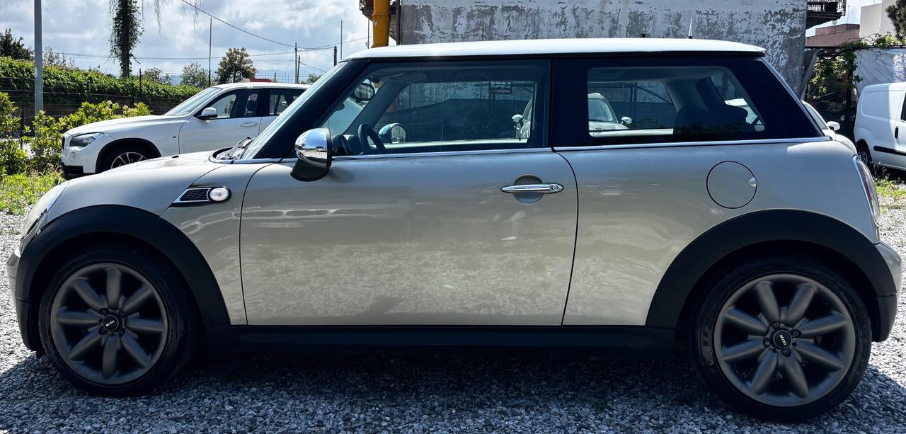 Mini Mini 1.6 16V Cooper D