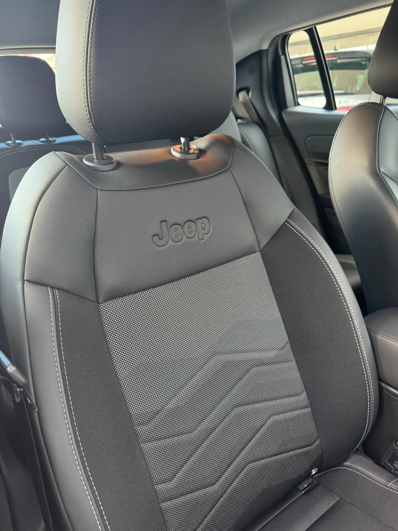 Jeep Avenger 1.2 Turbo 100 CV Summit