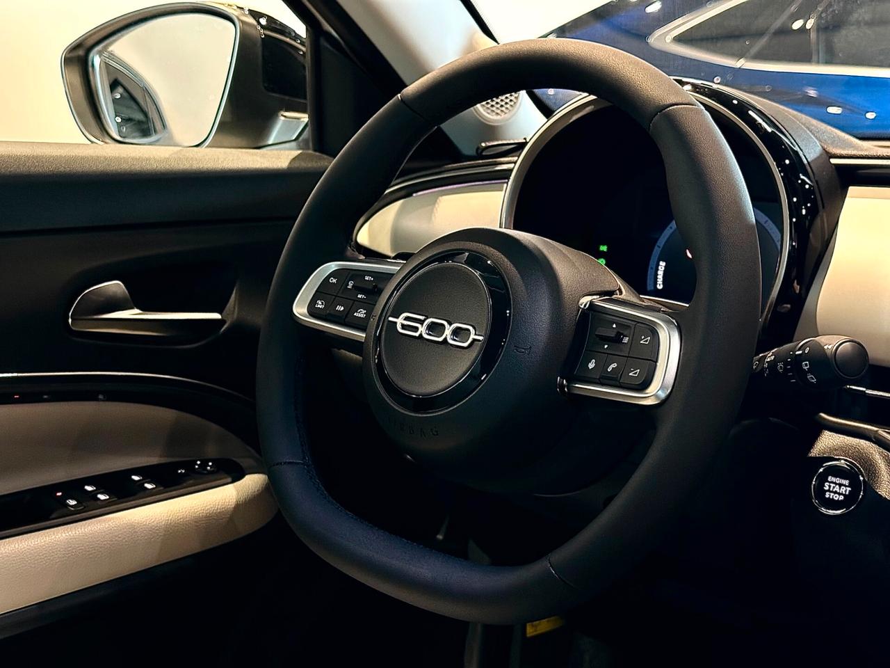 Fiat 600 Hybrid 110 CV DCT MHEV La Prima