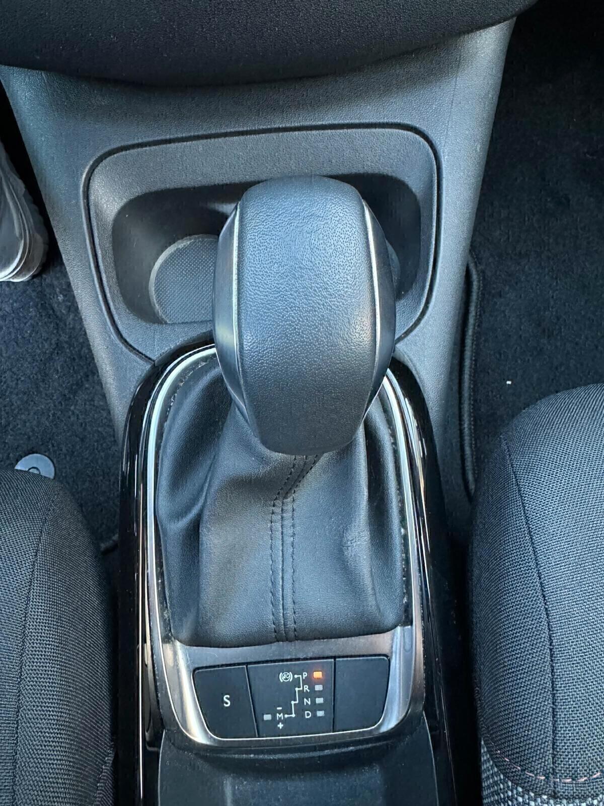 CITROEN C4 SHINE PACK EAT6 NEOP. GARANZIA 3 ANNI*