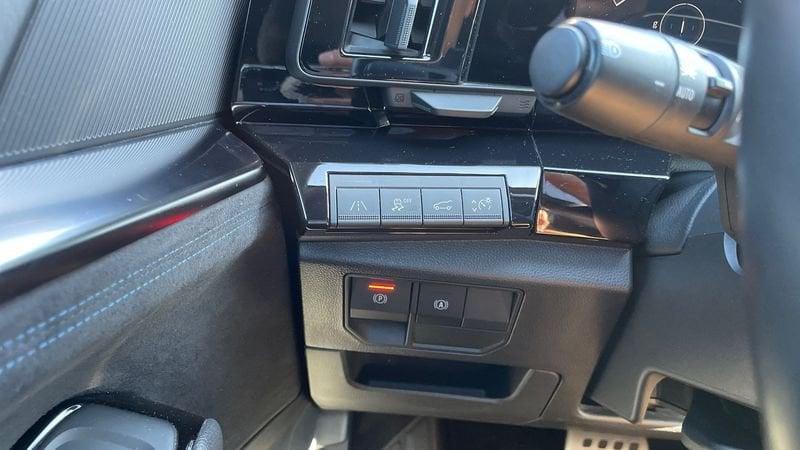 Renault Austral 1.2 E-Tech full hybrid 200cv Iconic Esprit
