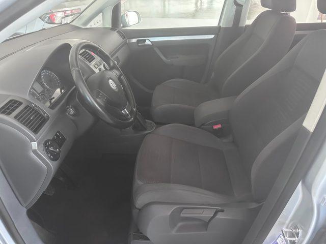 VOLKSWAGEN Touran 7 POSTI 2.0 Highline Ecofuel