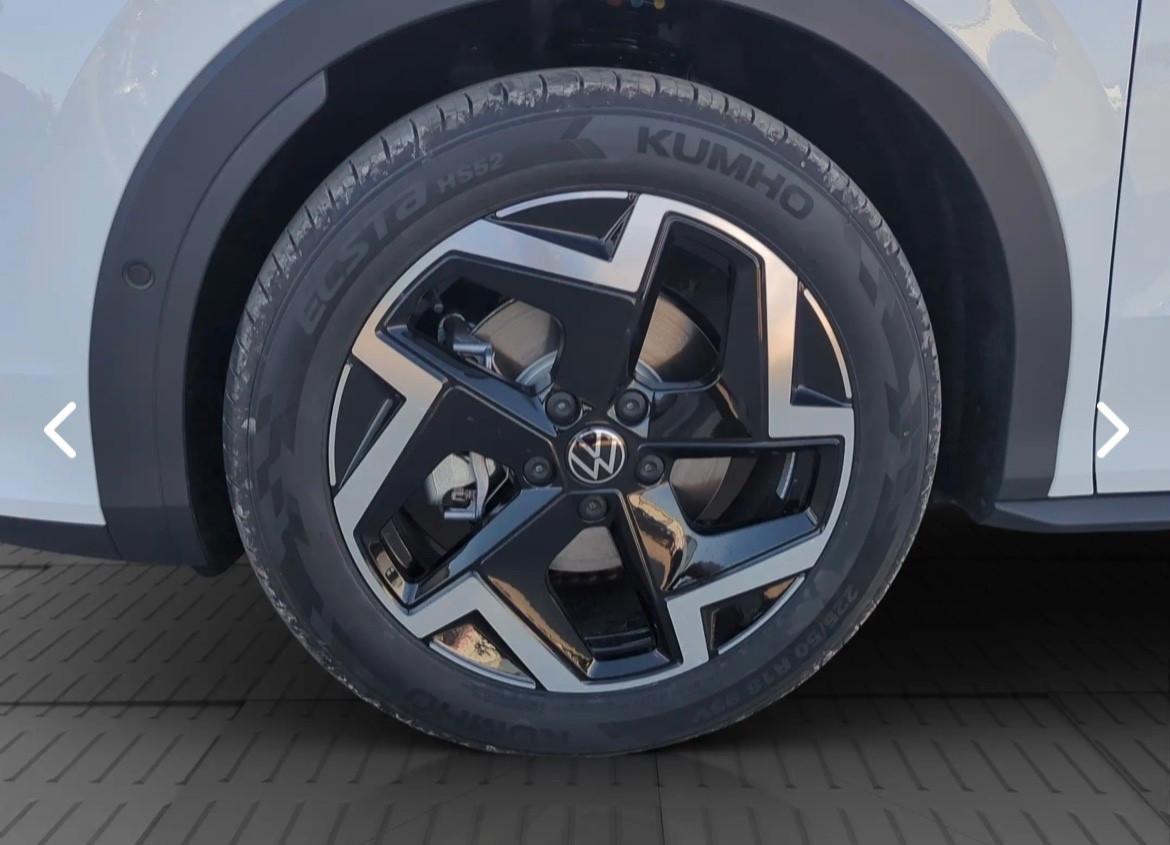 Volkswagen T-Roc 1.5 eTSI ACT 150 CV DSG R-Line