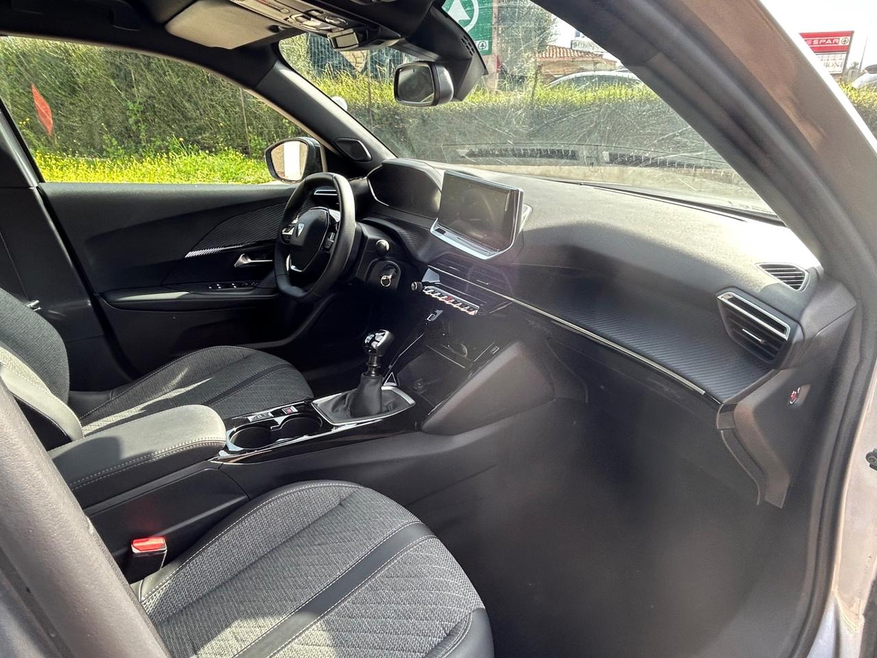 Peugeot 2008 PureTech 100 S&S Allure