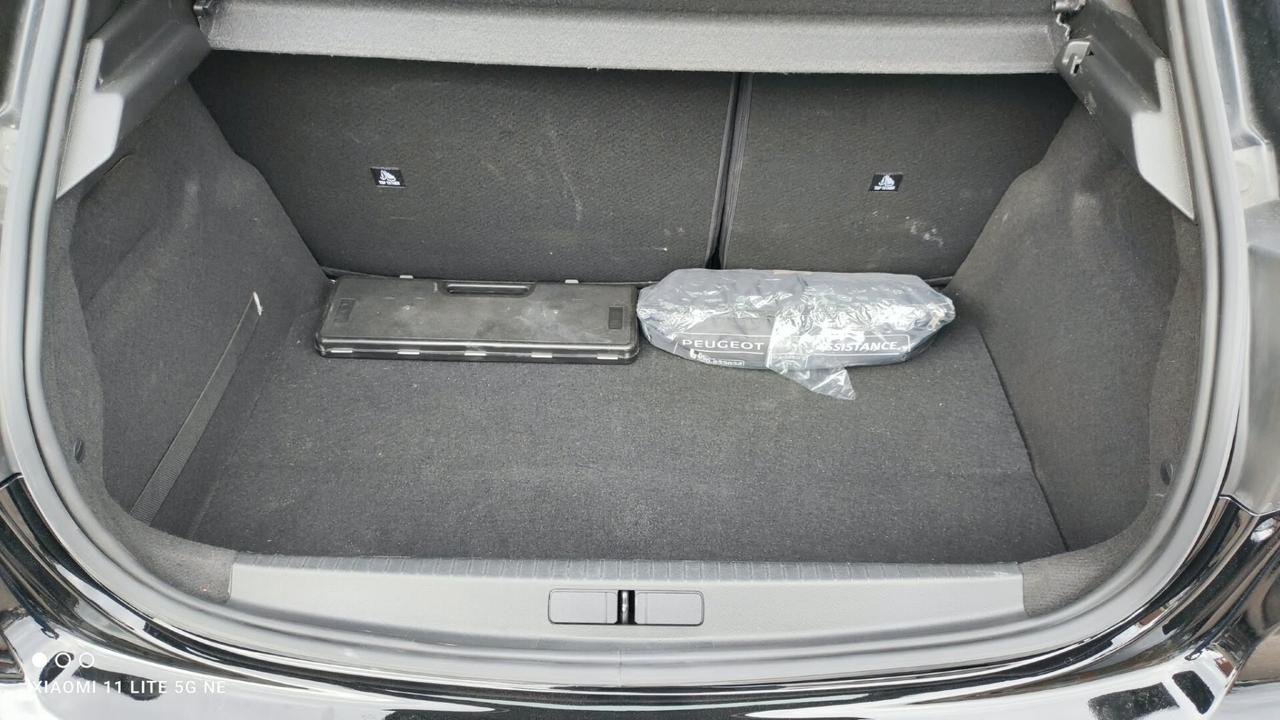 SUPER P R O M O!Peugeot 208 GPL 45.000 km!