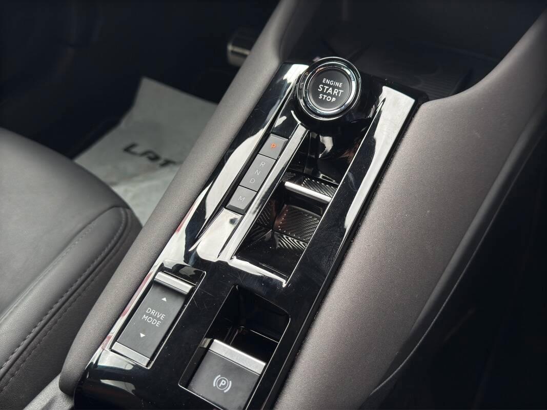 Alfa Romeo Junior 1.2 ibrida 145cv edct6 Con NAVIGATORE & TELECAMERA