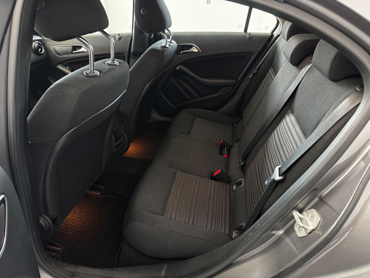 Mercedes-benz Classe A 180d -2015