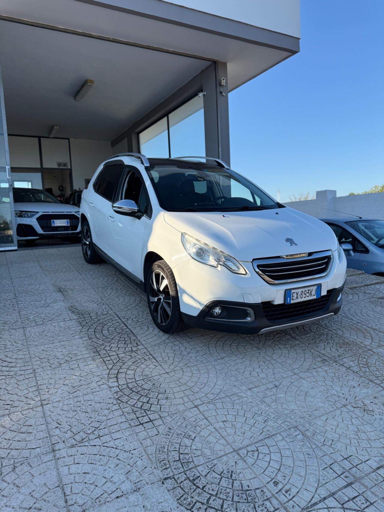 Peugeot 2008 1.6 e-HDi 92 CV Stop&Start Urban Cross