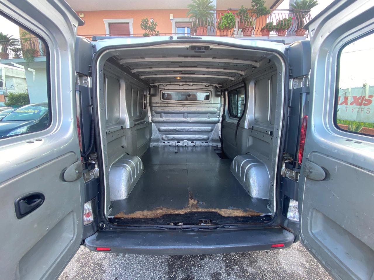 Opel Vivaro 27 2.0 CDTI PC-TN Furgone