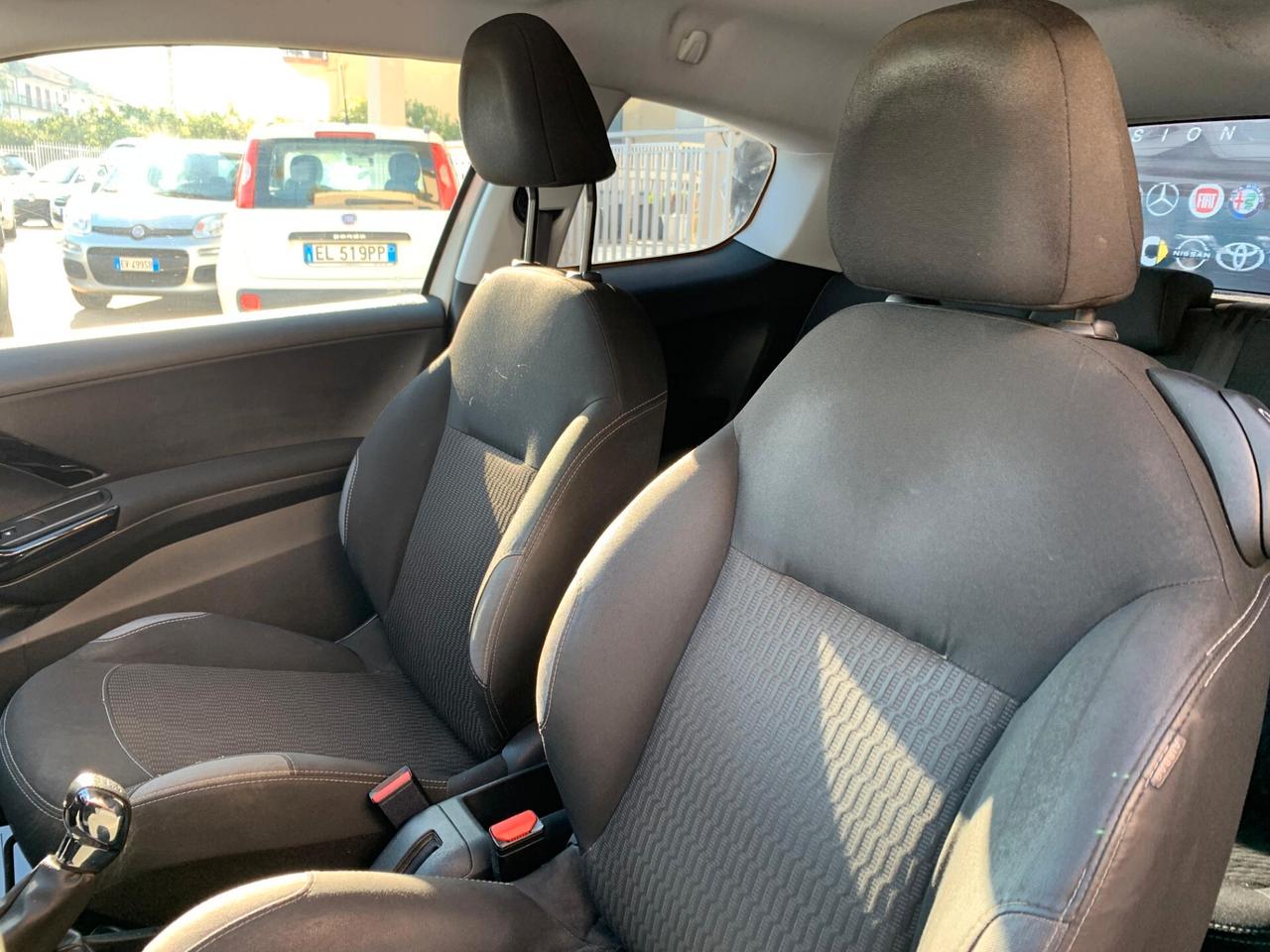 Peugeot 208 PureTech 68 3 porte Access