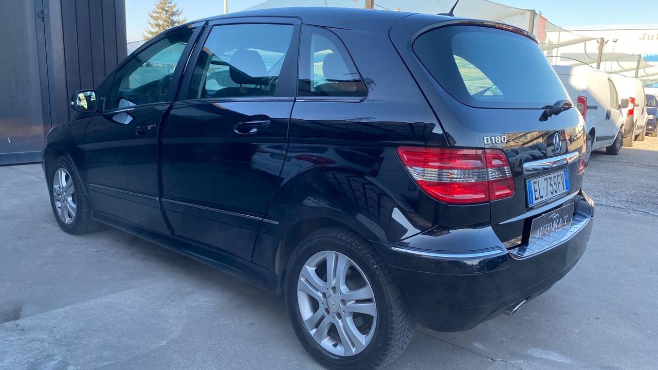 Mercedes-benz B 180 CDI BlueEFFICIENCY Premium