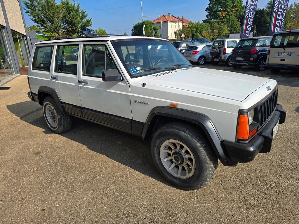 Jeep Cherokee 2.1 turbodiesel 5 porte Chief