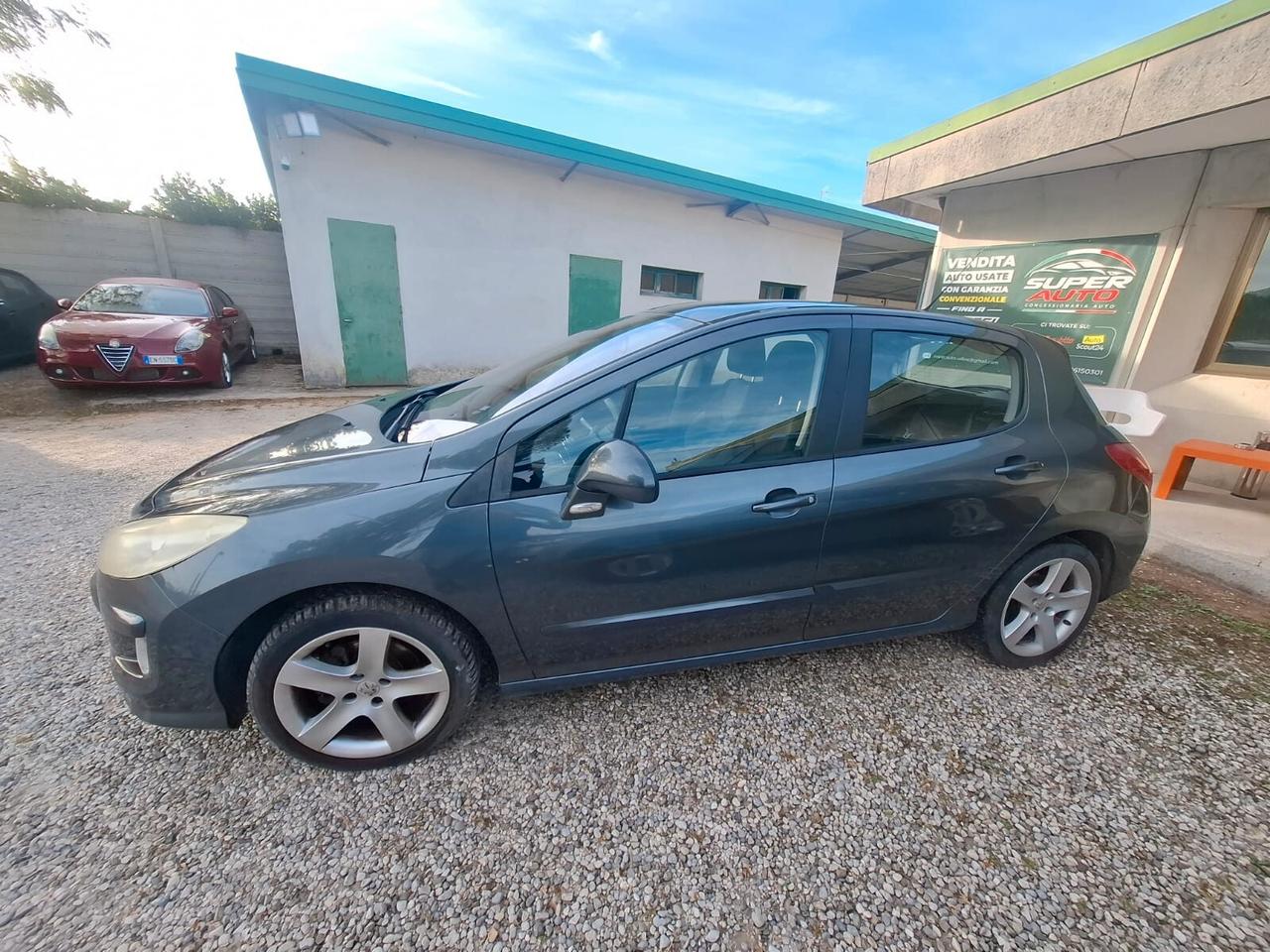 Peugeot 308 1.6 HDi 110CV 5p. Féline (6 Marce)
