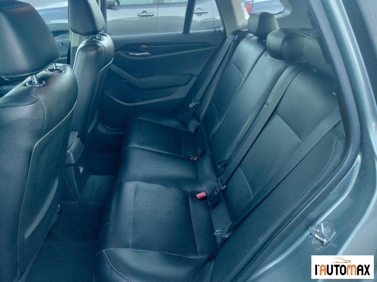 BMW - X1 xdrive18d Attiva