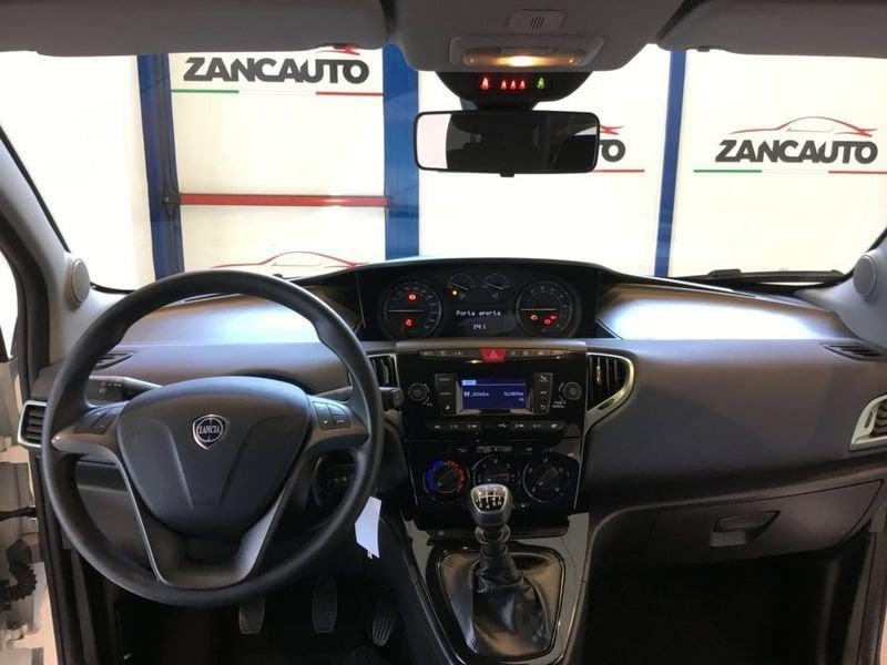 Lancia Ypsilon 1.0 FireFly 5 porte S&S Hybrid Oro MY24