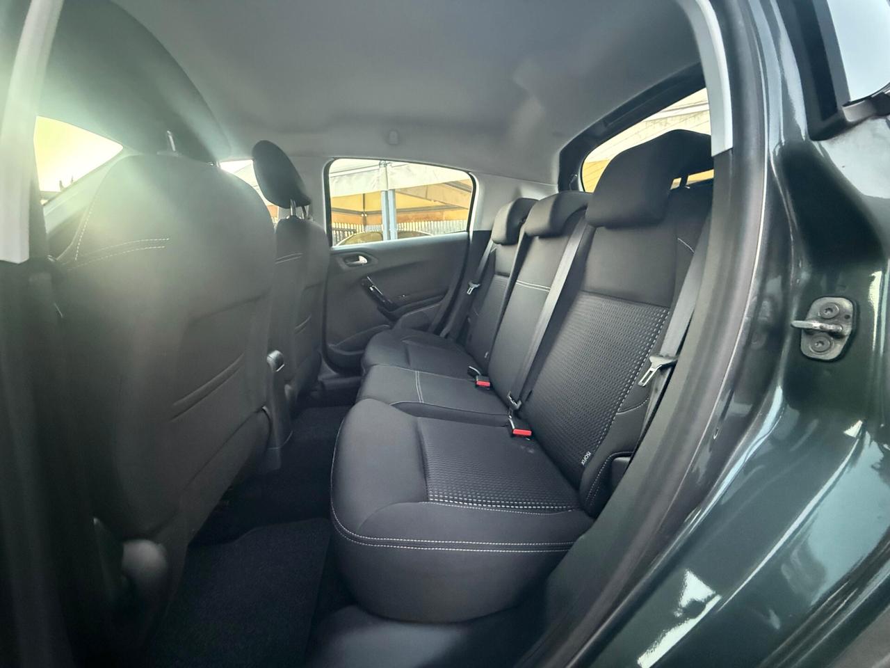 Peugeot 208 1.2 Benzina 82 CV Allure
