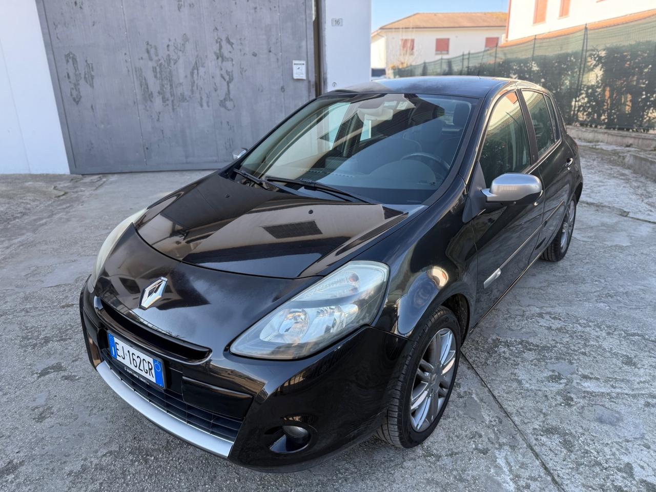 RENAULT CLIO 1.2 BENZINA FULL OPT 2011 UNICO PROP