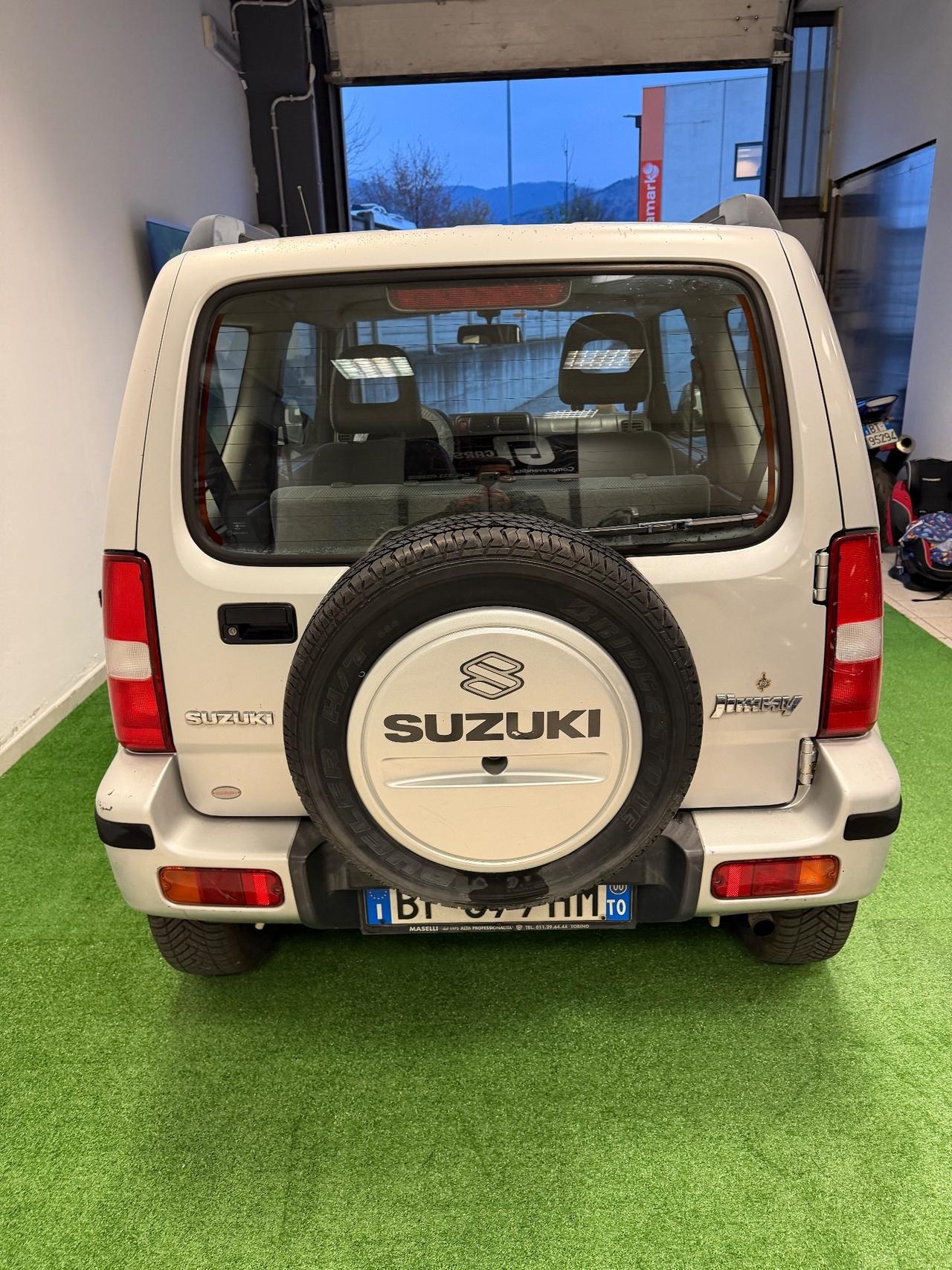 Suzuki Jimny 1.3i 16V cat 4WD JLX