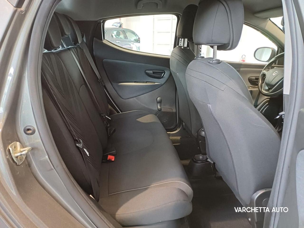 Lancia Ypsilon 1.0 FireFly 5 porte S&S Hybrid Gold Plus