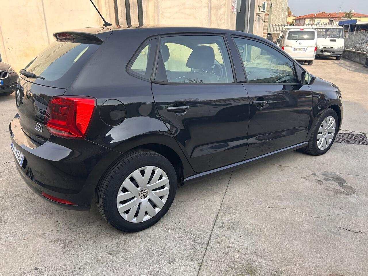 Volkswagen Polo 1400 tdi 75 cv neopatentati euro6