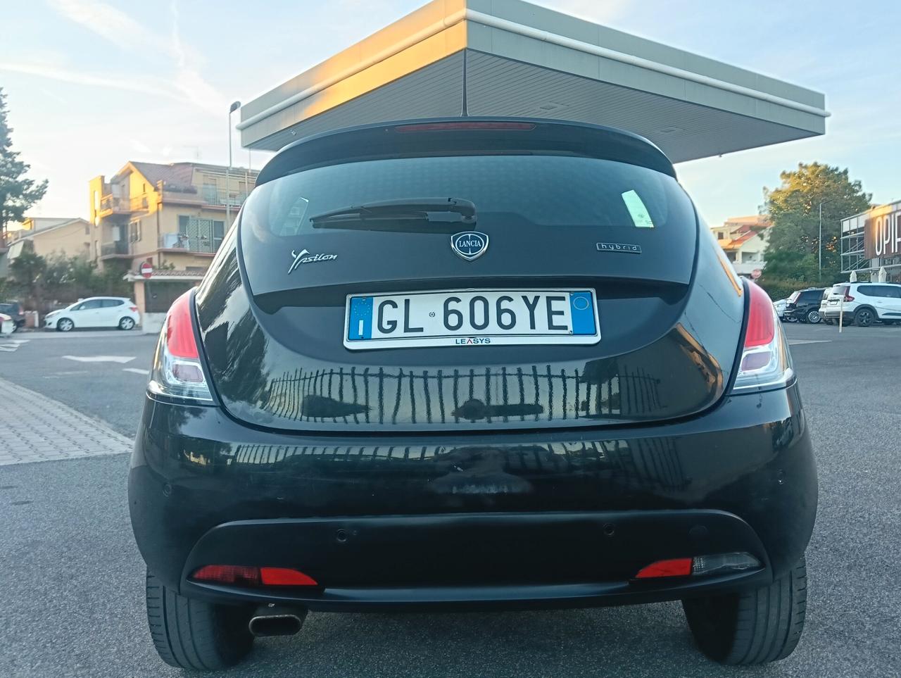 Lancia Ypsilon 1.0 FireFly 5 porte S&S Hybrid Gold Nessun vincolo finanziario