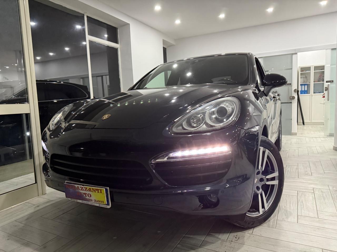 Porsche Cayenne 3.0D 245CV PLATINUM EDITION DA VETRINA2014