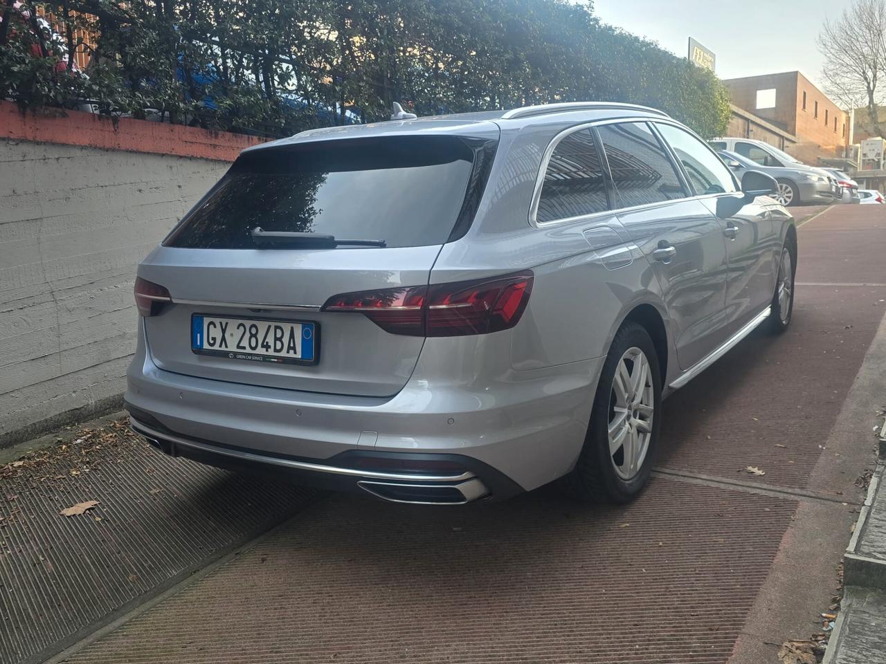 Audi A4 Avant 40 TDI quattro S tronic Business