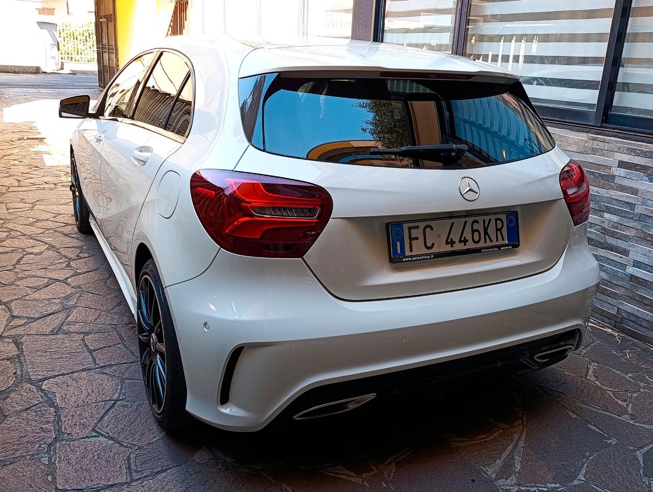 Mercedes-benz A 180 Premium AMG Pack Night