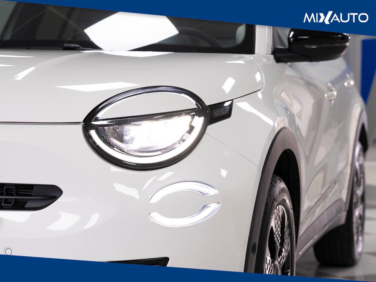 Fiat 600 1.2 Hybrid La Prima 110CV Auto