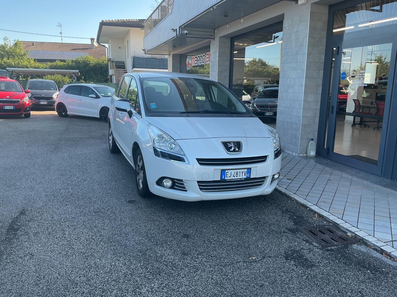 Peugeot 5008 7 POSTI 1.6 HDi 112CV