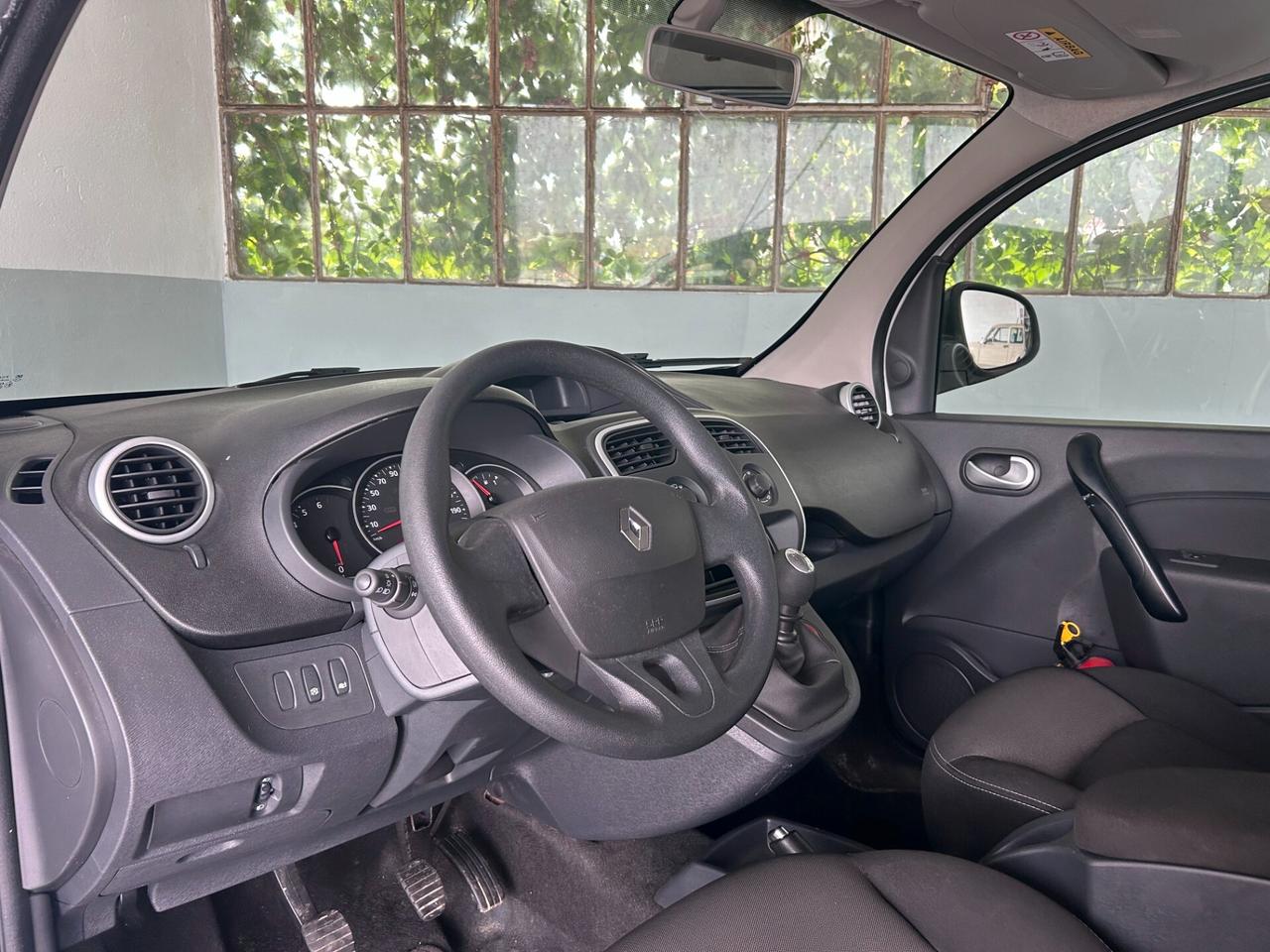 Renault Kangoo Blue dCi 95CV 5 porte 5 POSTI , VETTURA,FATTURABILE IVA