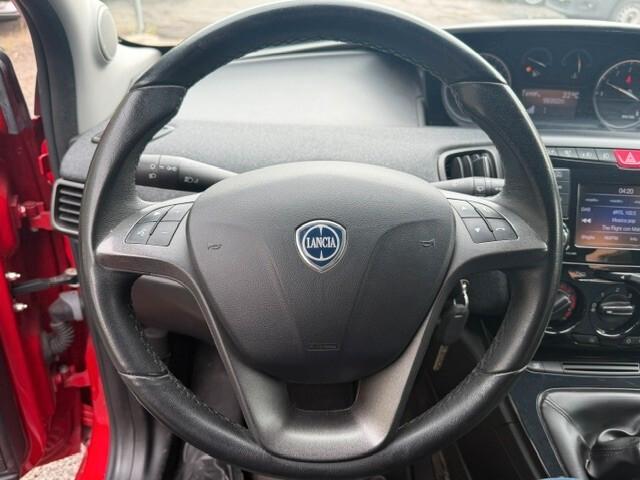 Lancia Ypsilon 1.2 69 CV 5 porte GPL Ecochic Elefantino Blu