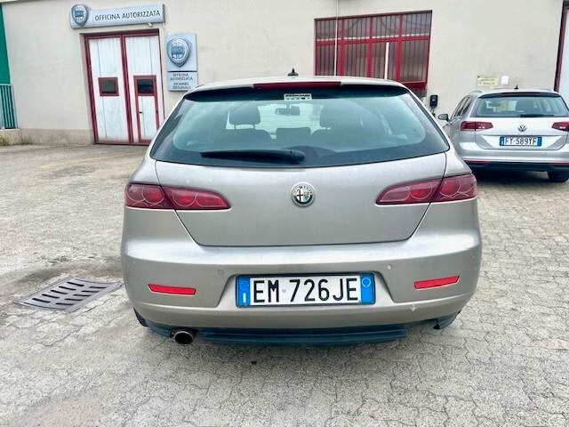 Alfa Romeo 159 2.0 JTDm Sportwagon Distinctive