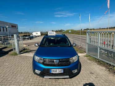 Dacia Sandero 0.9 b/gpl 2017 neop
