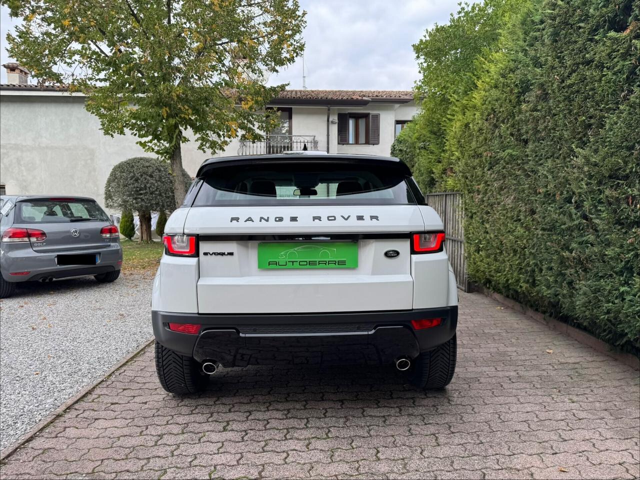 Land Rover Range Evoque 2.0 eD4 5p. SE Black Desing Pack