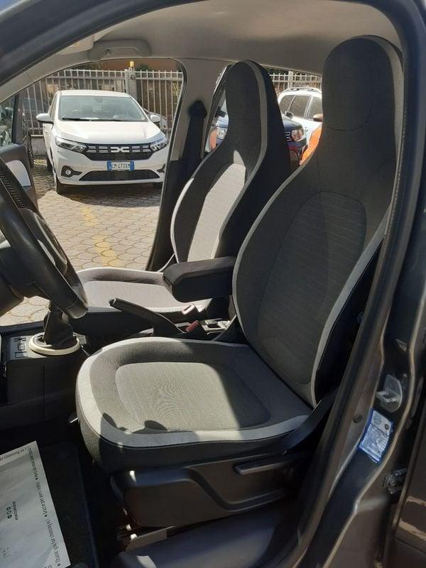 Renault Twingo Twingo 1.0 sce Lovely 69cv