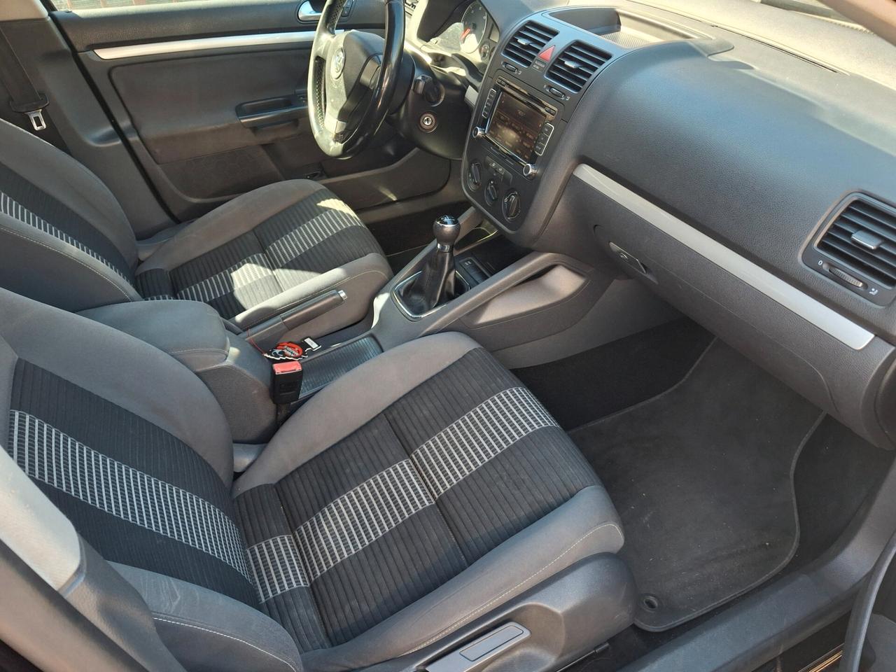 Volkswagen Golf 1.9 TDI DPF 5p. United
