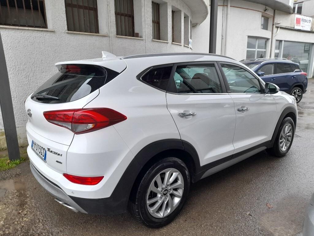 HYUNDAI Tucson 2ª serie Tucson 2.0 CRDi 4WD XP...
