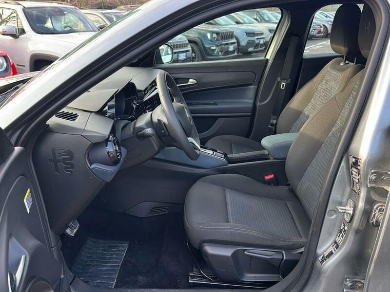 Alfa Romeo Junior 1.2 ibrida 145cv edct6