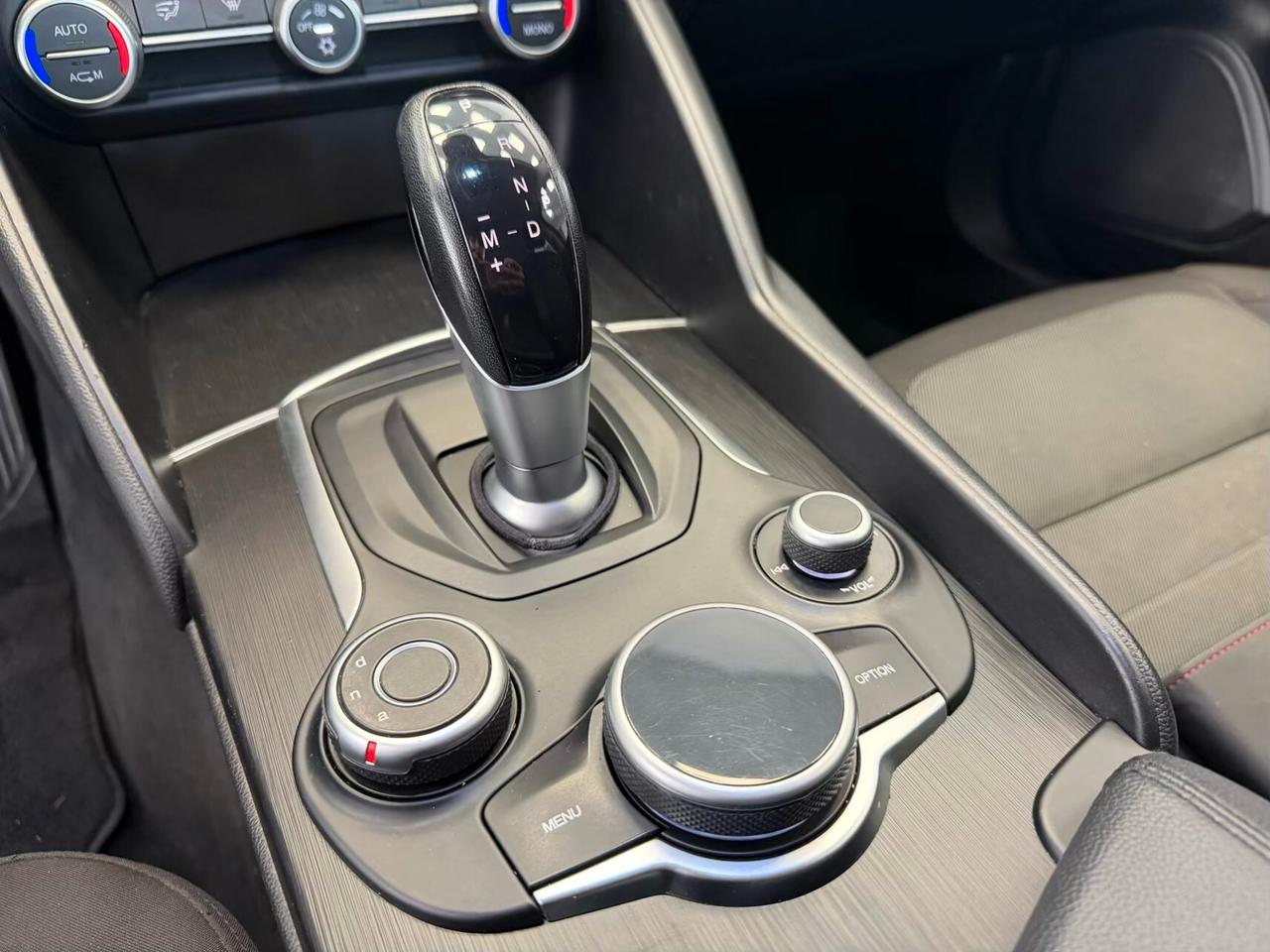 Alfa Romeo Giulia 2.2 Turbodiesel 150 CV AT8 Super
