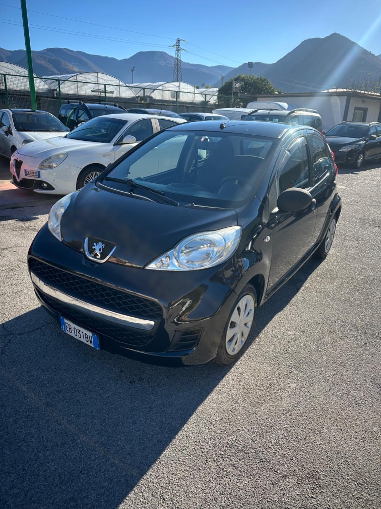 Peugeot 107 1.0 68CV 5p. Desir