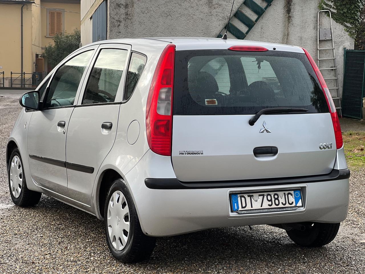 Mitsubishi Colt 1.1 12V 5p. GPL Invite