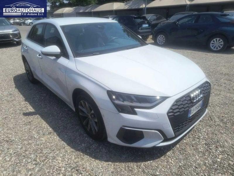 Audi A3 Sportback 30 TDI S tronic S line Edition *NAVI*