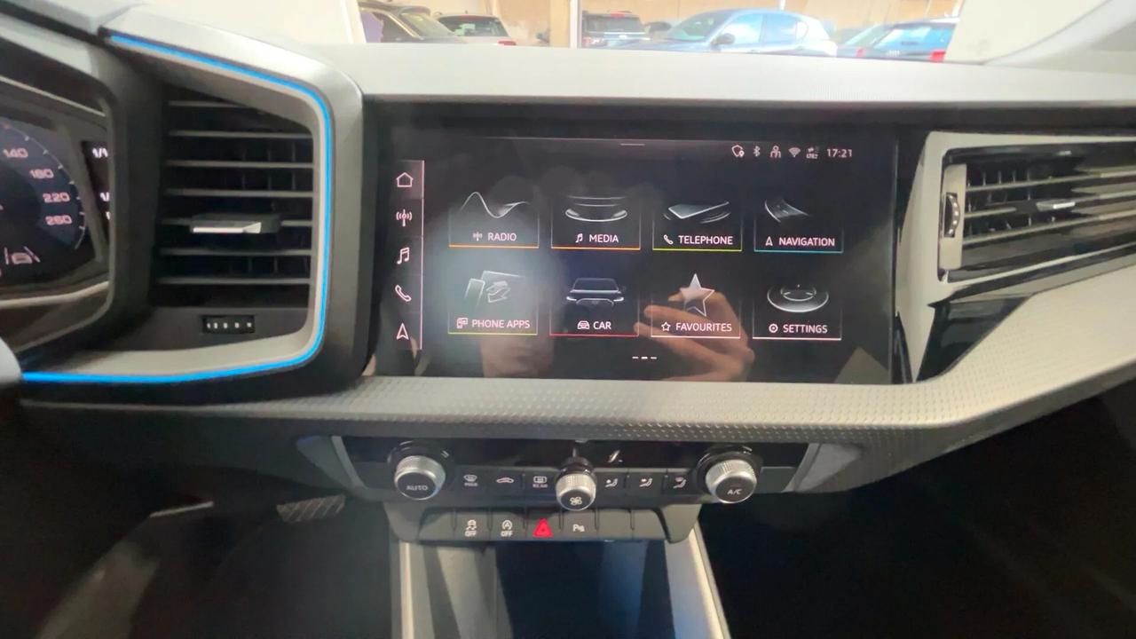 Audi A1 SPB 30 TFSI S tronic line edition