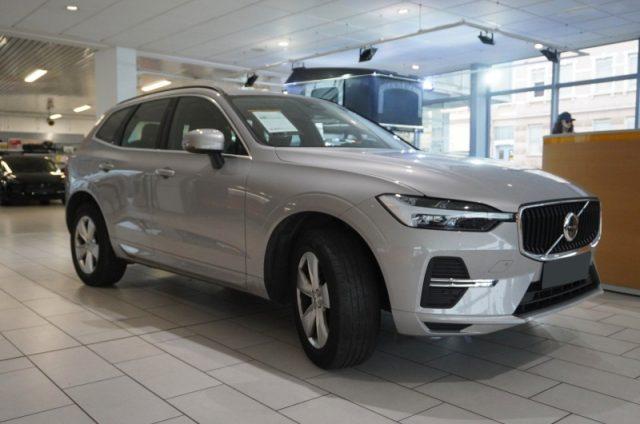 VOLVO XC60 B4 (d) AWD Geartronic Momentum